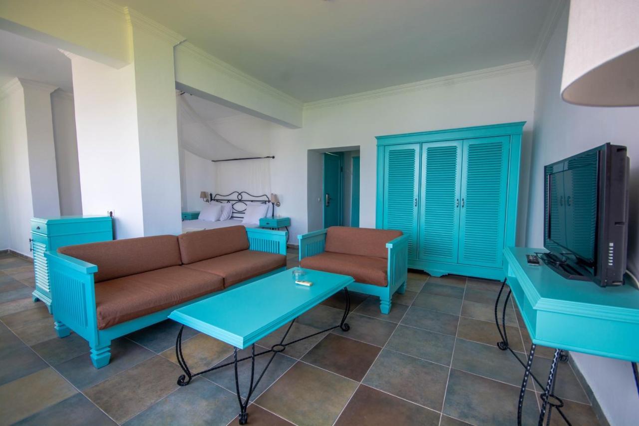 טורונץ' Maris Butik Hotel מראה חיצוני תמונה